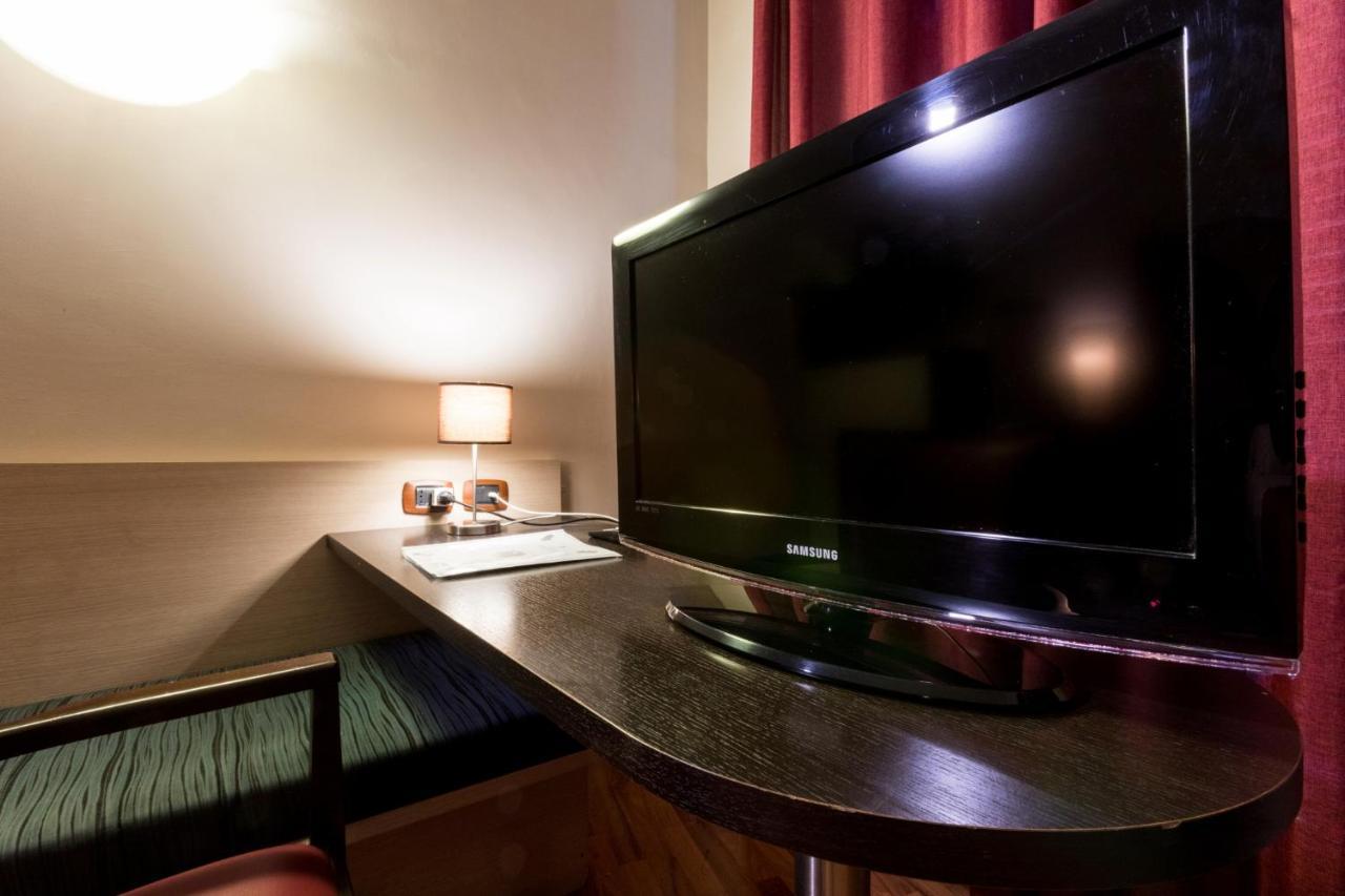 מסינה Hotel Sant'Elia מראה חיצוני תמונה