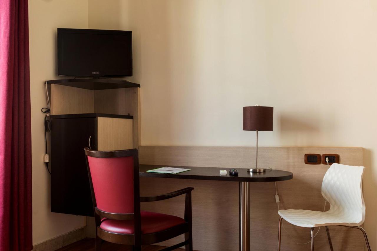 מסינה Hotel Sant'Elia מראה חיצוני תמונה