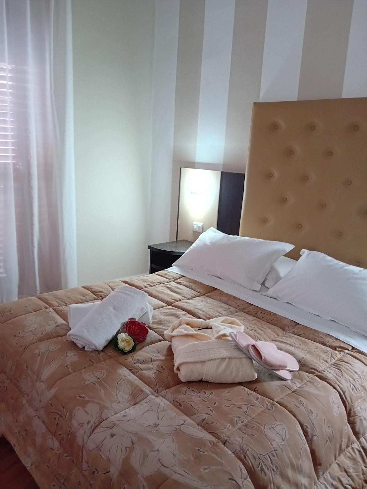 מסינה Hotel Sant'Elia מראה חיצוני תמונה